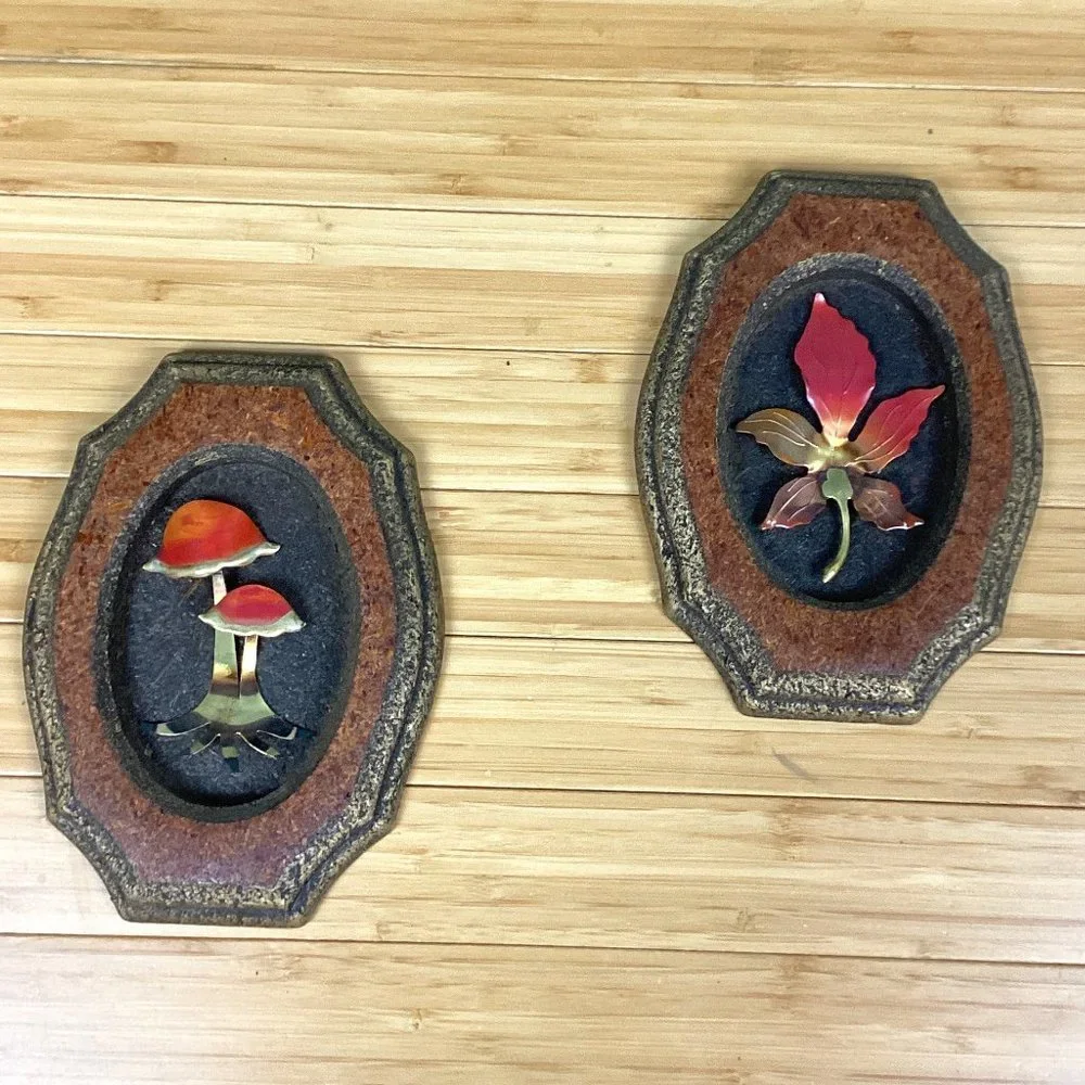 Metal Leaf & Mushroom Wooden Framed Wall Hanging